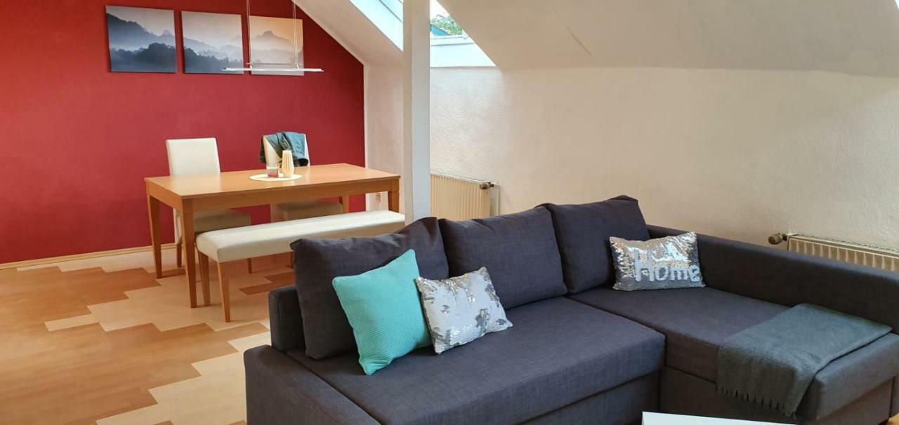 Ferienwohnung Leo Duisburg - Naehe Bahnhof ภายนอก รูปภาพ